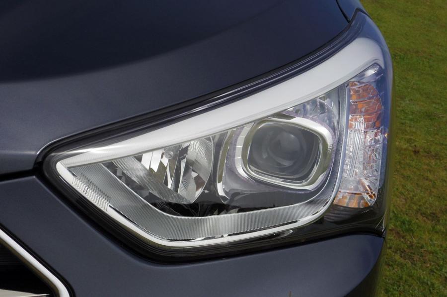  Hyundai Santa Fe 2013 года  (фото 37 из 108)